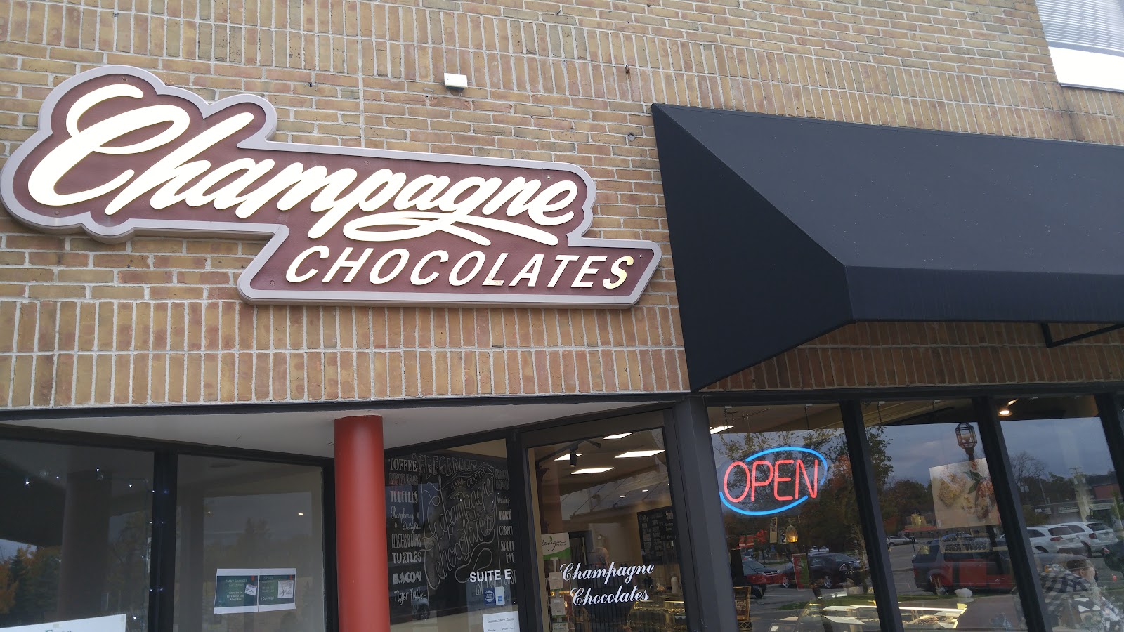 Champagne Chocolates — photo