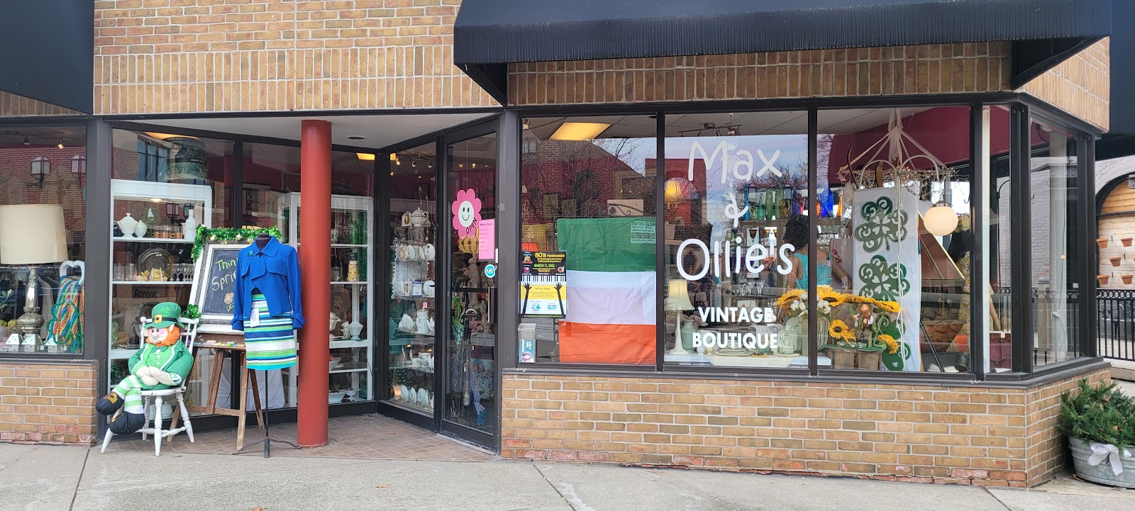 Max & Ollie's Vintage Boutique