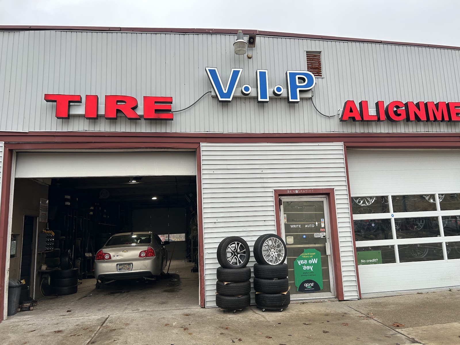 VIP Wheel & Tire Service — photo